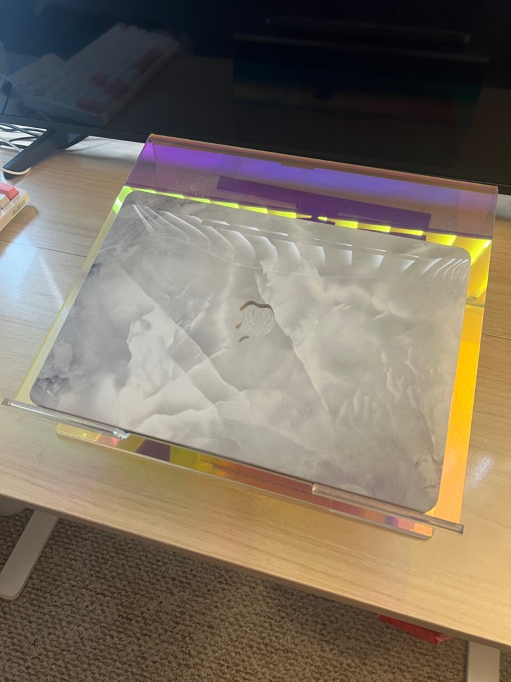 Iridescent Acrylic Tablet/Laptop/Accessory Stand - Gradient - Picture 3 of 5